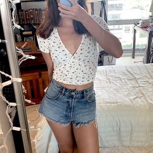 Brandy Melville white floral tie top